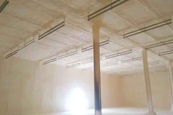 聚氨酯冷庫噴涂保溫怎么做 聚氨酯冷庫噴涂保溫怎么做